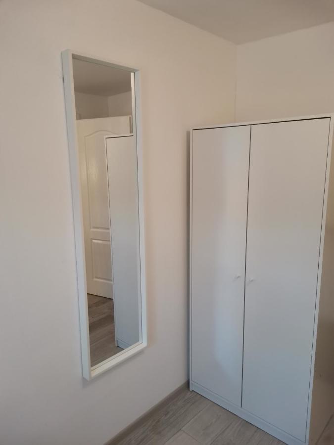 נובי סאד Ris Central Apartments מראה חיצוני תמונה
