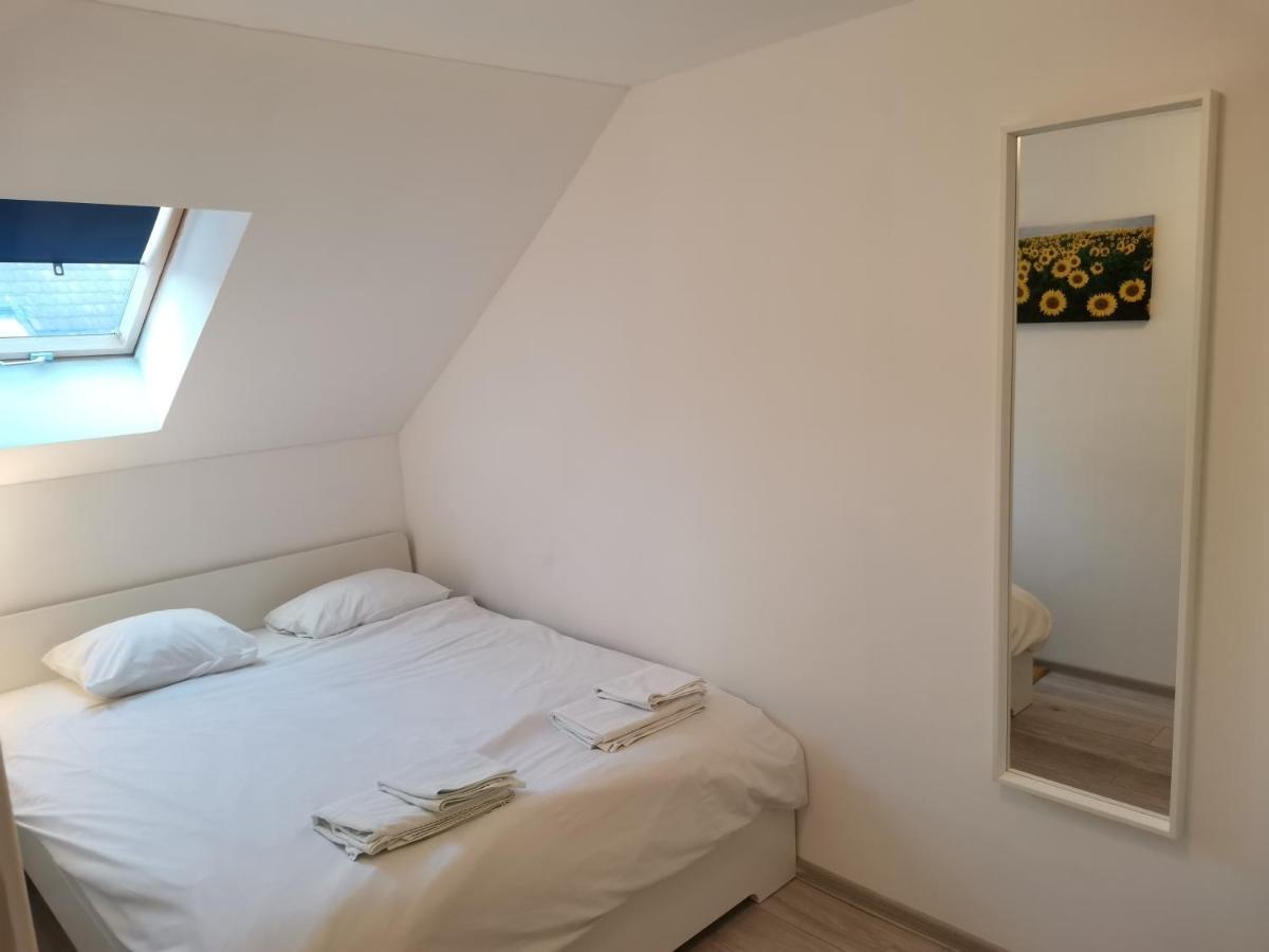 נובי סאד Ris Central Apartments מראה חיצוני תמונה