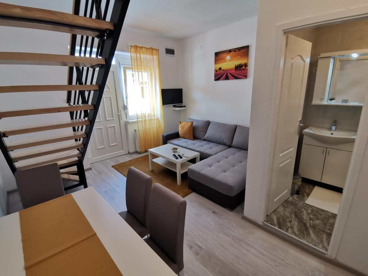 נובי סאד Ris Central Apartments מראה חיצוני תמונה