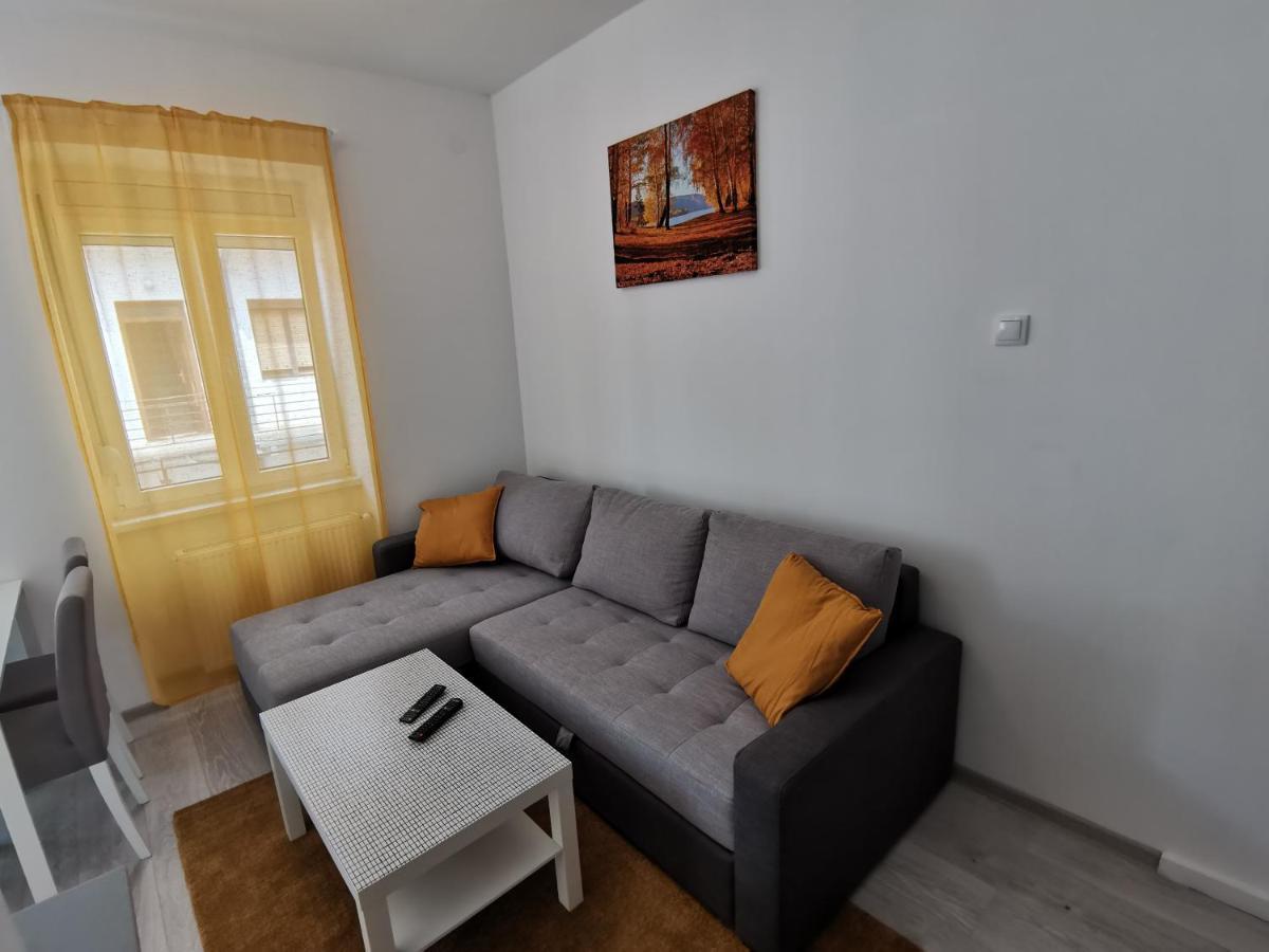 נובי סאד Ris Central Apartments מראה חיצוני תמונה