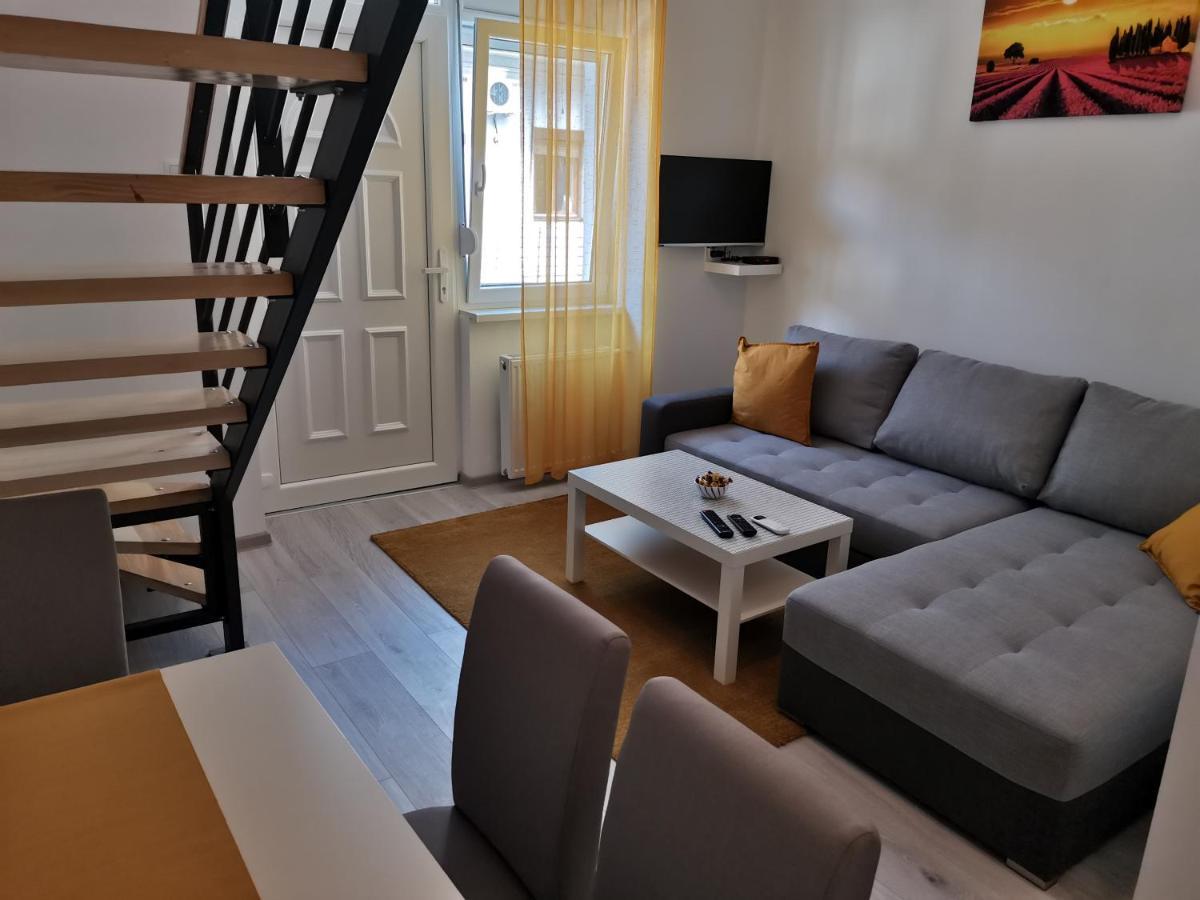נובי סאד Ris Central Apartments מראה חיצוני תמונה