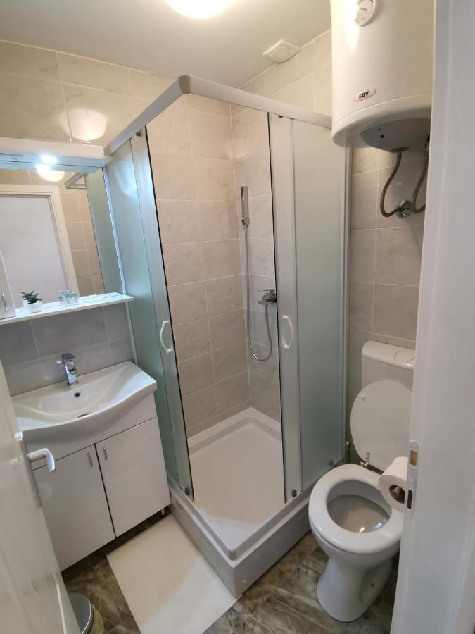 נובי סאד Ris Central Apartments מראה חיצוני תמונה